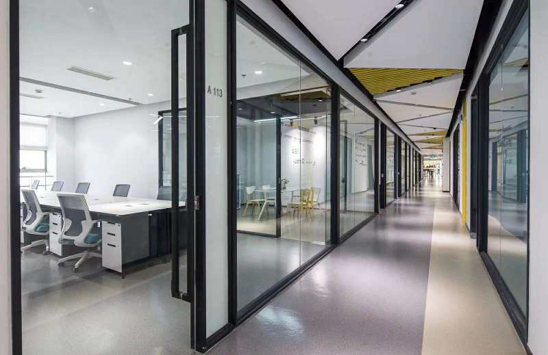 小辦公室裝修效果圖