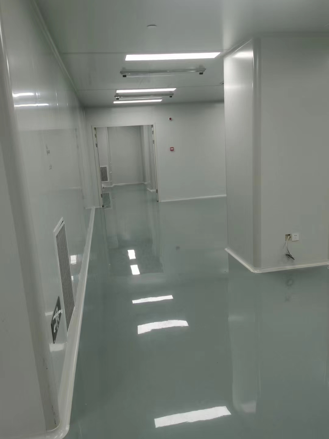 醫療器械潔凈車間圖片