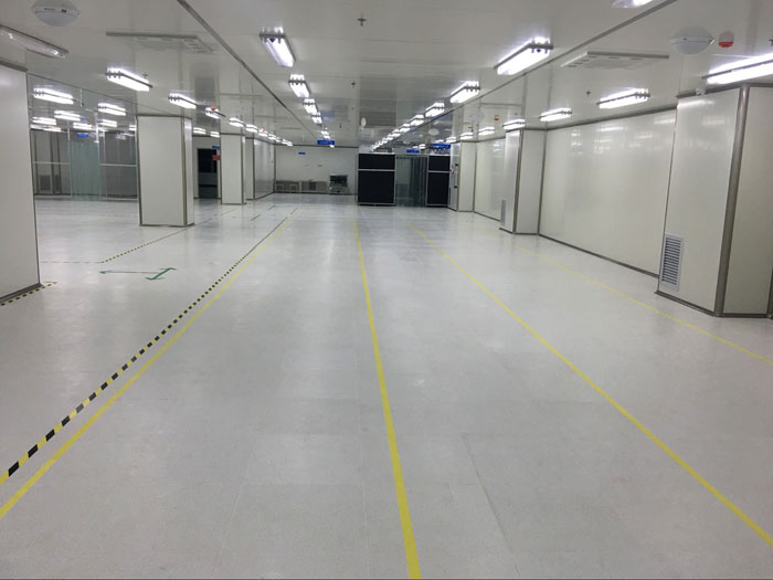 松江萬(wàn)級(jí)潔凈車(chē)間裝修圖片